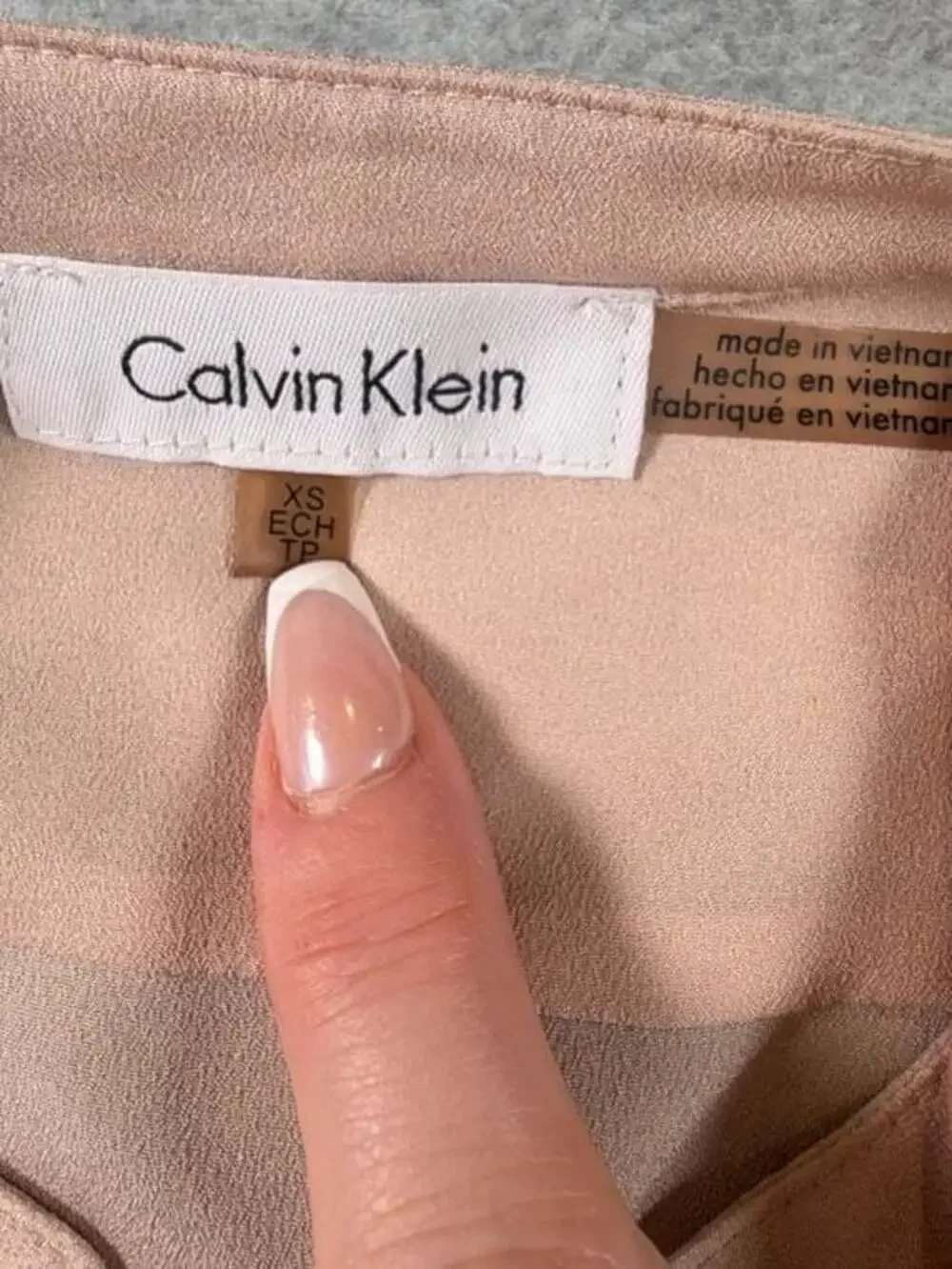 Calvin Klein Women's Blush Peach Button-Down w/Zip Pockets  Roll-Tab Sleeves